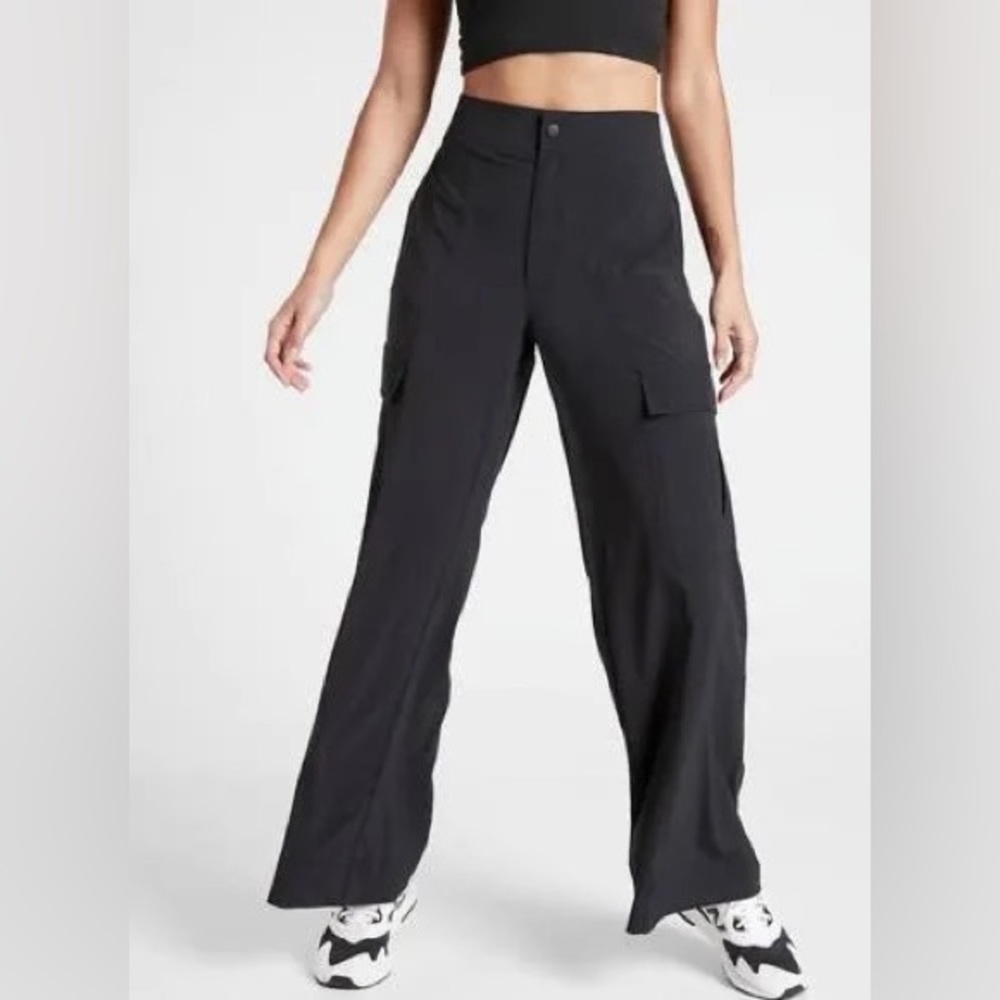 Athleta Chelsea Cargo Pants